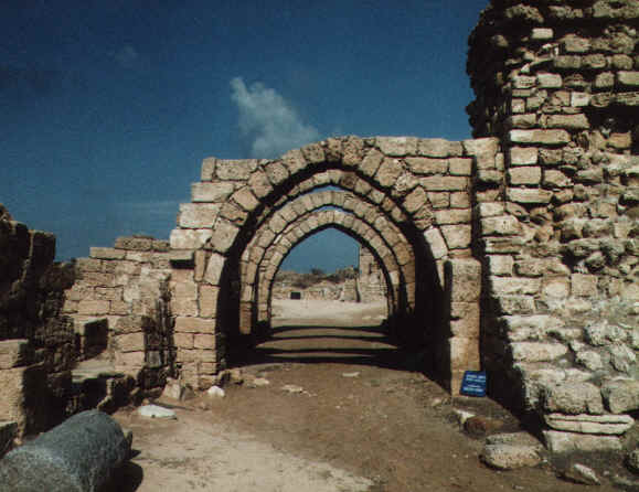 Pic Quiz 1.jpg (218396 bytes)